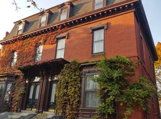 19 Deering St APT 4, Portland, ME 04101