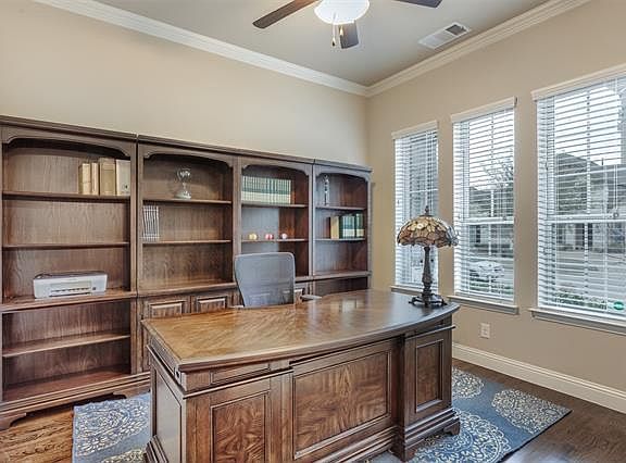 4th image of 7313 Los Padres Pl