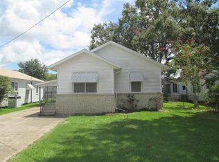 3710 5th St, Berwick, LA 70342