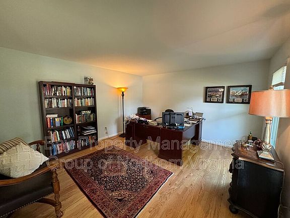 4th image of 1310 Browns Mill Ct