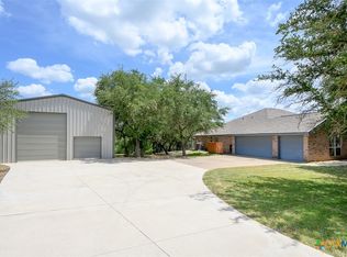 299 White Oak Dr, Killeen, TX 76549
