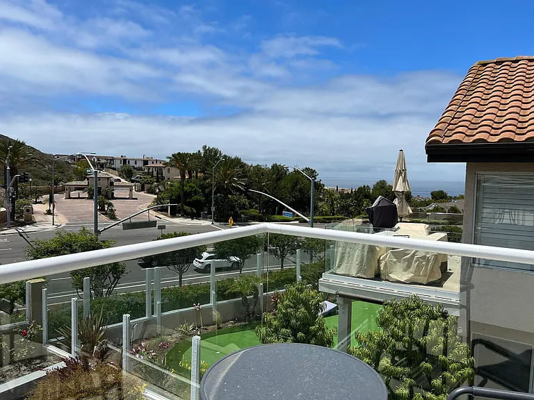 75 Palm Beach Ct — Photo 3