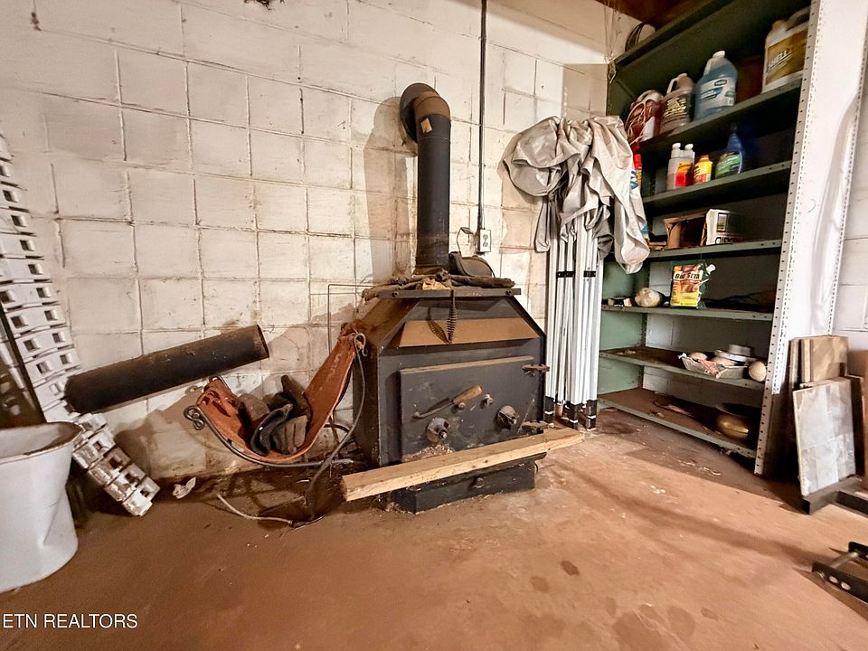 40th image of 630 Kenny Brook Ln