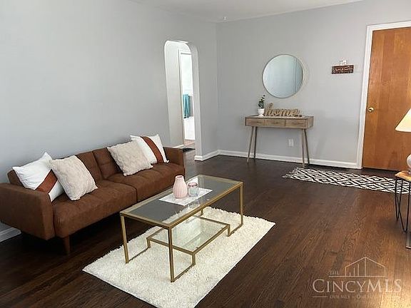 3rd image of 1727 Norcol Ln