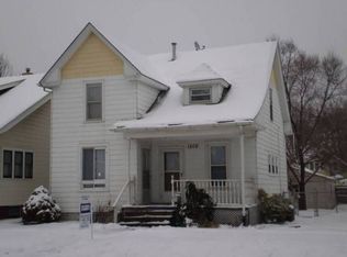 1809 J St SW, Cedar Rapids, IA 52404