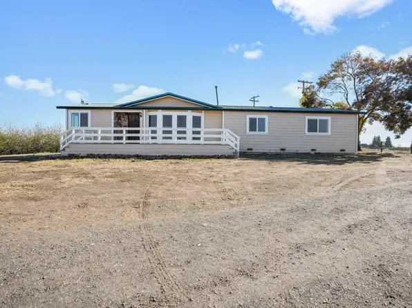 4736 Heather Hills Ln, Oakdale, CA 95361