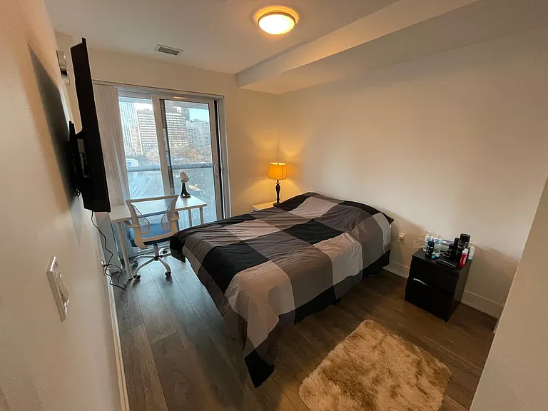 89 McGill St #608B — Photo 1