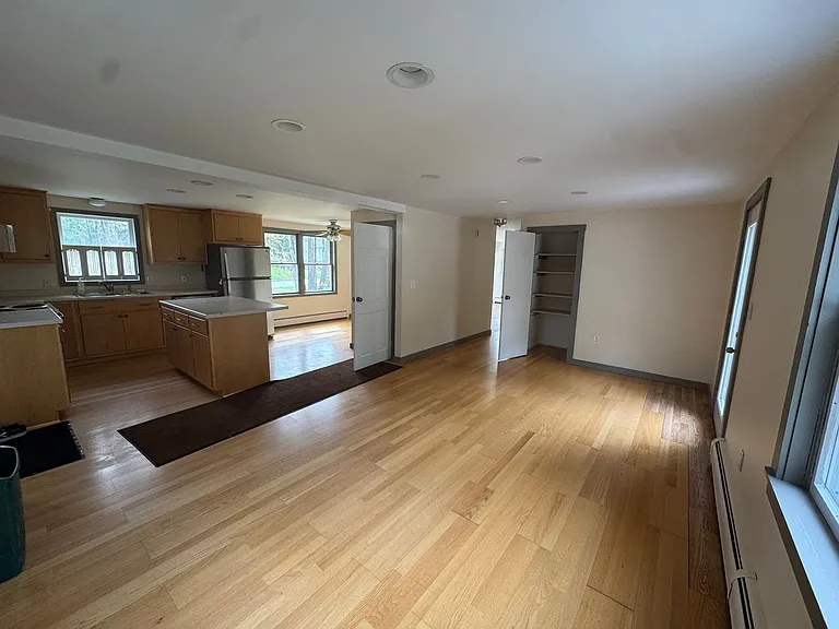 36 Church St — Photo 14