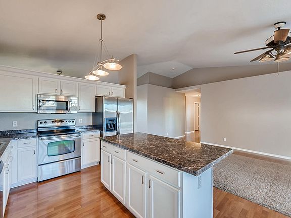 2193 S Banning St Gilbert AZ-large-011-1