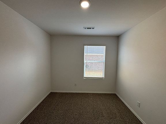 3rd image of 6099 Meridian Dr