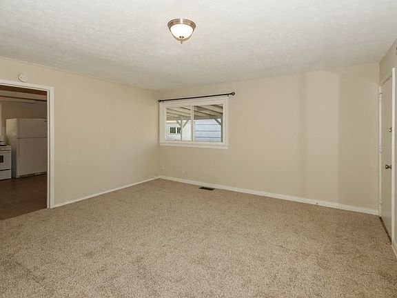 5th image of 8239 Patton Dr