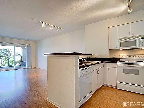 5th image of 8200 Oceanview Ter APT 103