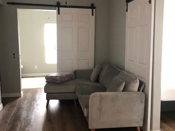 3rd image of 5105 Sherman St APT 4