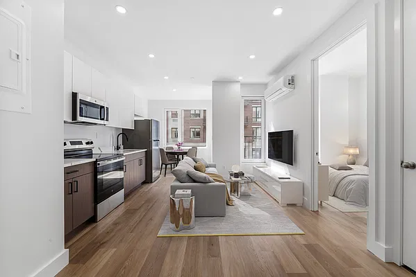 Living room, photo 1