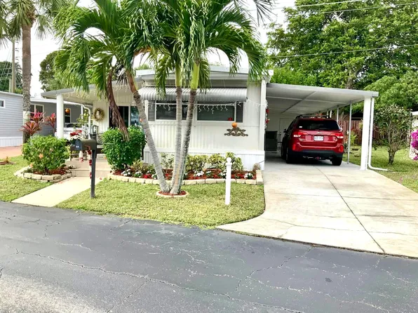 507 Alamanda Lane, Deerfield Beach, FL 33442