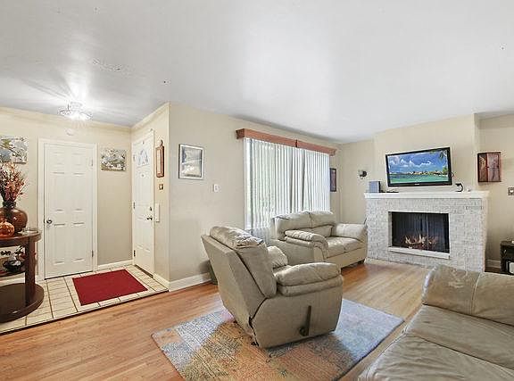 5th image of 1346 Manchester Ave
