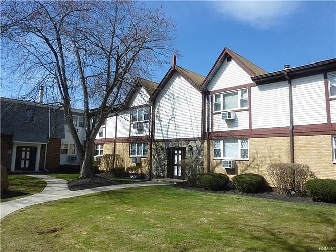 1st image of 25 Somerset Dr APT 13E