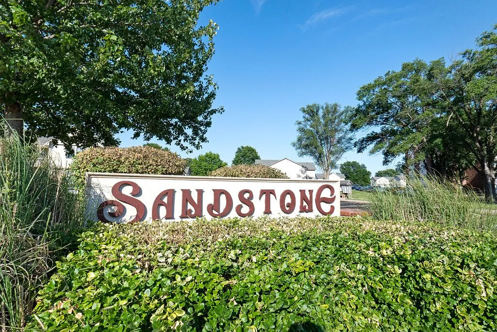 SANDSTONE APARTMENTS — Photo 3