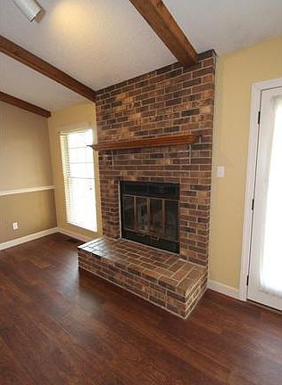 5th image of 2760 Flameglow Dr