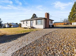 1357 Upland Dr, Sunnyside, WA 98944
