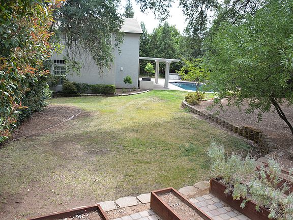 3rd image of 1689 Ainsdale Dr