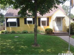 423 S Main St, Elmwood, WI 54740