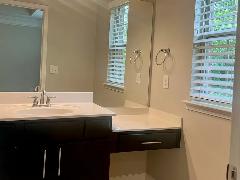 5541 Prada Dr — Photo 14