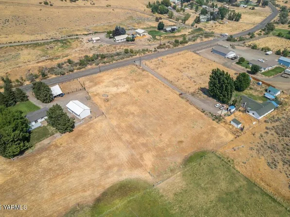15310 Cottonwood Canyon Rd, Yakima, WA 98908