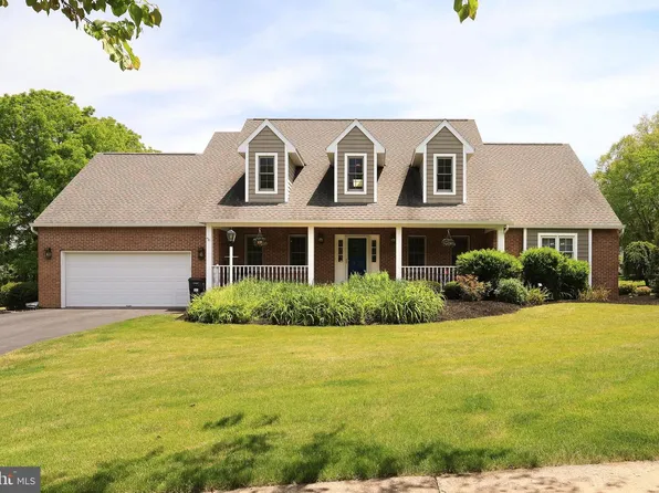 1424 Megan Dr, State College, PA 16803