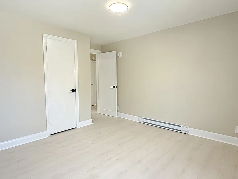 149 Margaret St #2-B — Photo 11