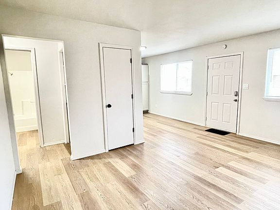 3rd image of 603 N Carlsbad St Unit C