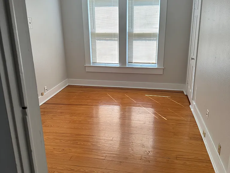 225 Hamilton St — Photo 15