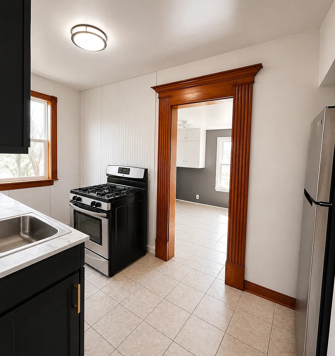4 bed, 2100 sqft, $2,300 — Photo 4