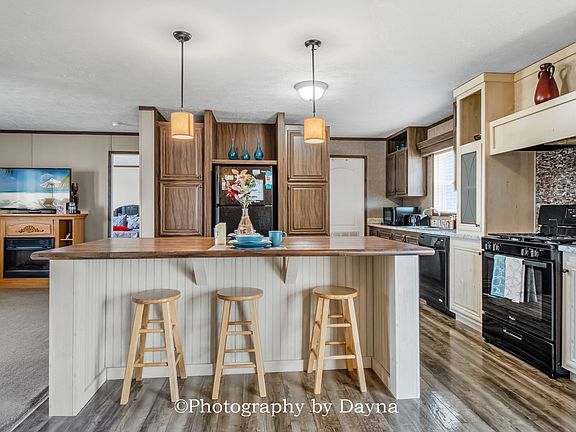 5th image of 30 Saint Pauls Dr