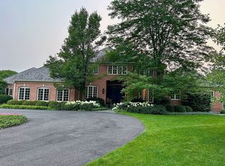 225 Brampton Ln, Lake Forest, IL 60045