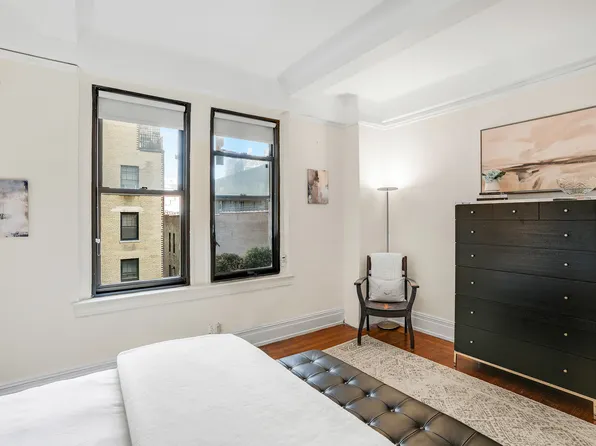 440 West End Avenue image 8 of 15