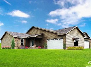 316 N Parker Cir, Lawrence, KS 66049