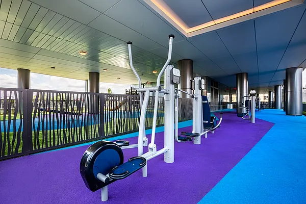 Rented by The Moinian Group | media 27