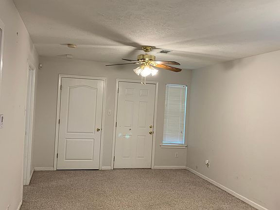 3rd image of 107 E End Ave APT 9
