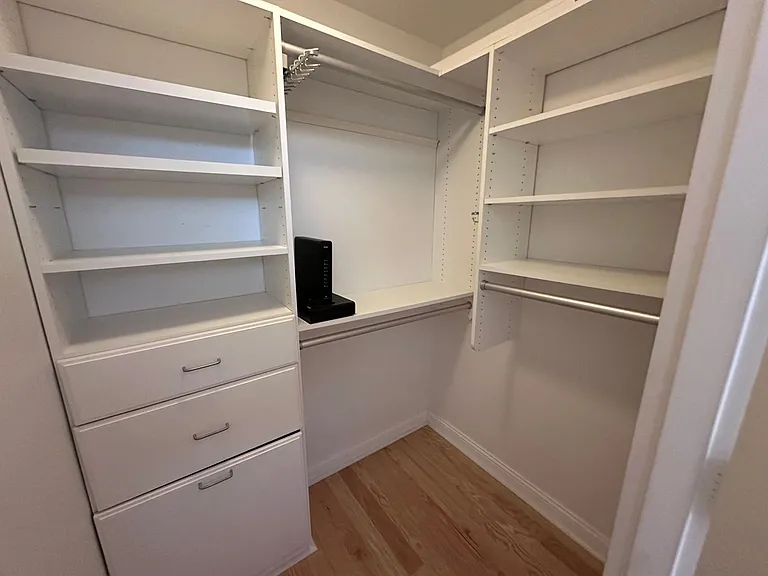 510 W Erie St #1103 — Photo 5