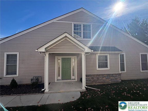 2nd image of 5515 Bayberry Ln