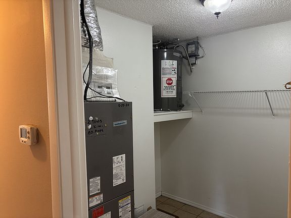 4th image of 2454 Sharkey Rd #201