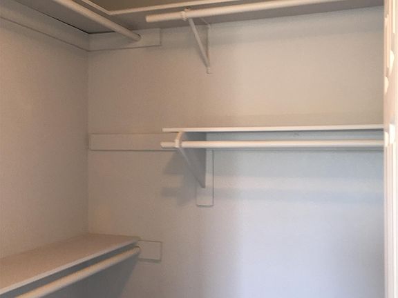 4th image of 3901 E 11th St APT 1