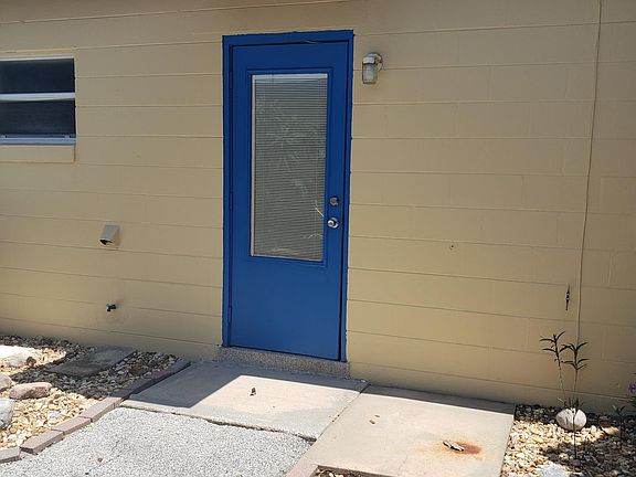 5th image of 434 Jefferson Ave