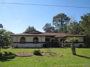 5616 W Pine Cir, Crystal River, FL 34429