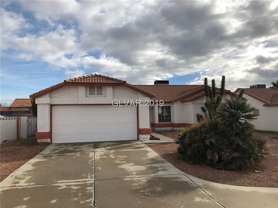 1st image of 8004 Winterberry Ct