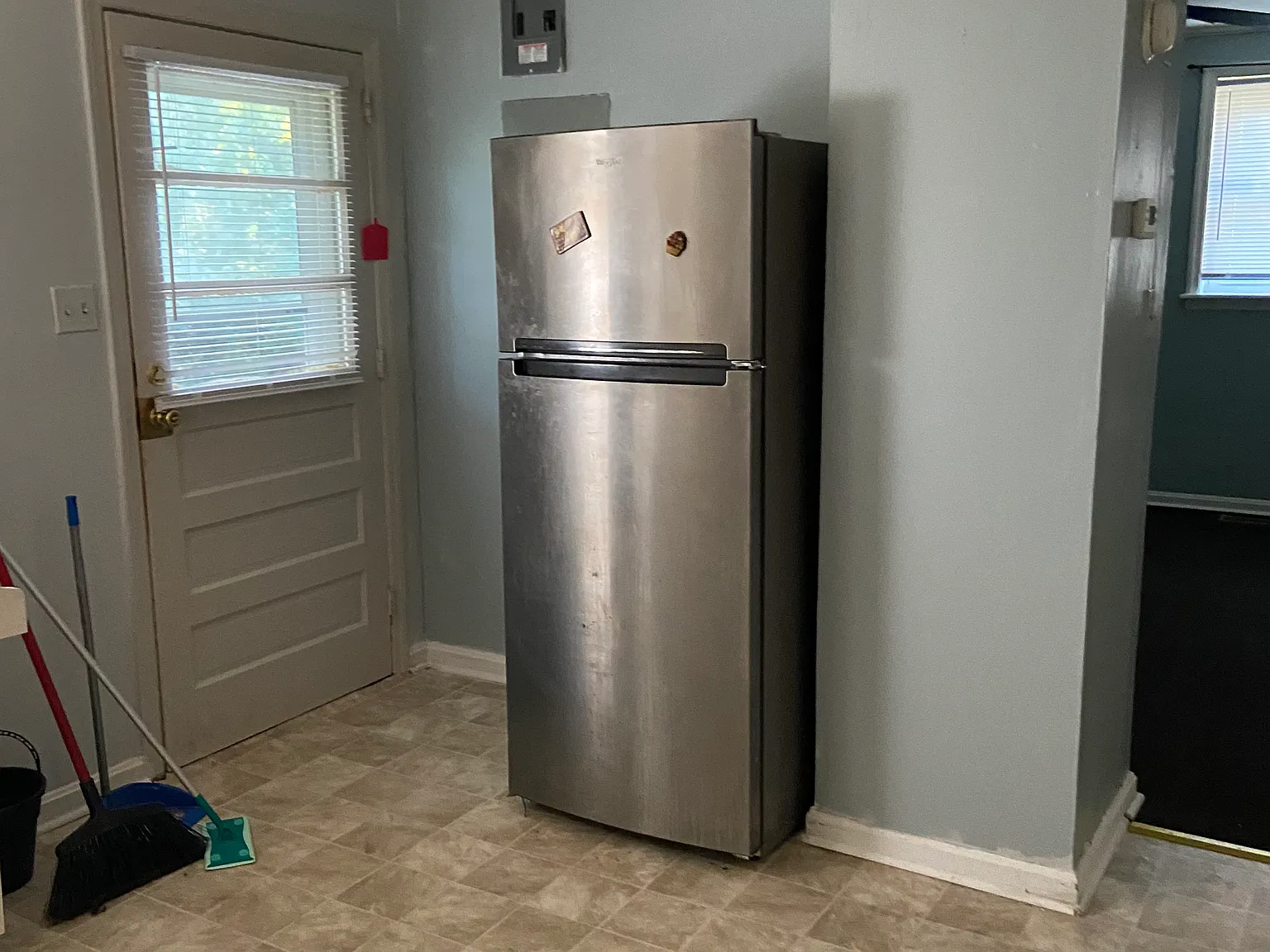 1 bed, 550 sqft, $1,000 — Photo 3