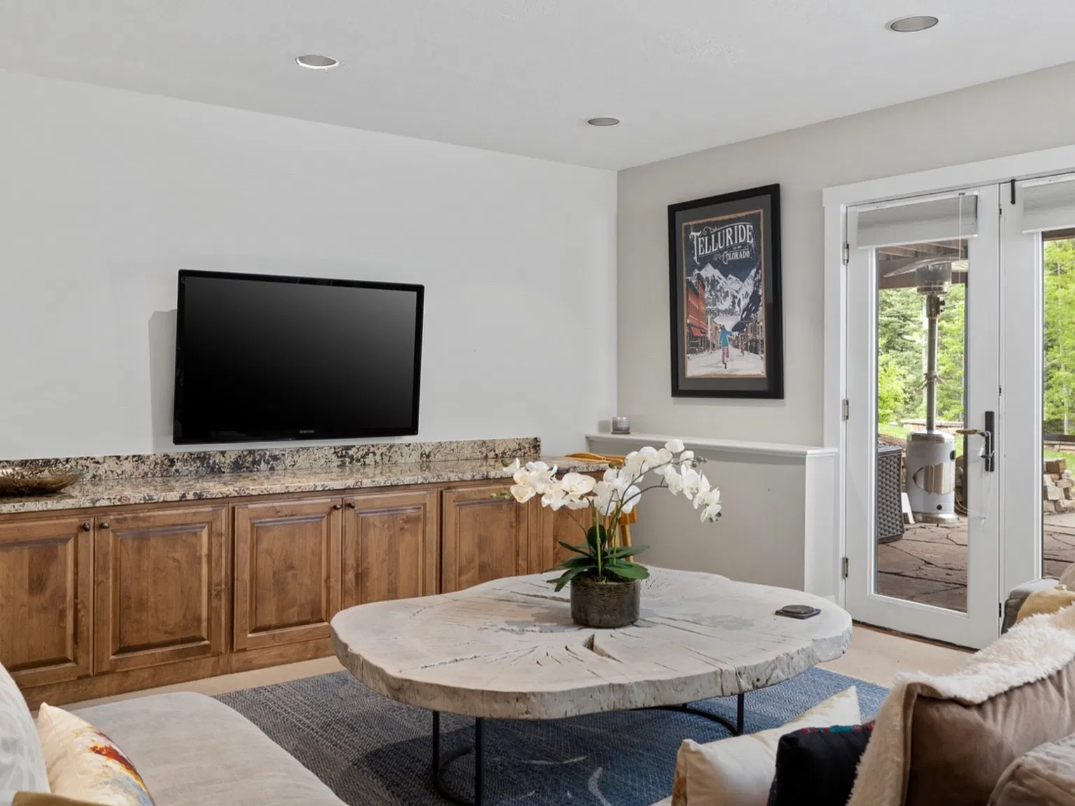 27 Spruce Way — Photo 3