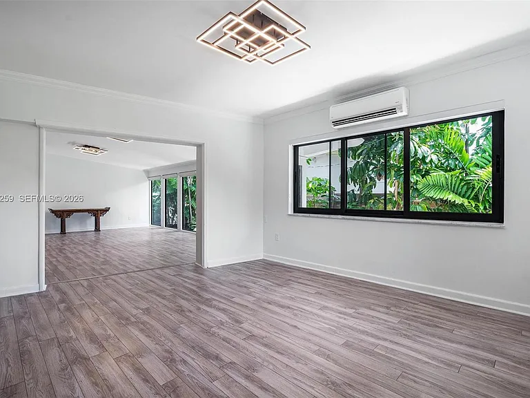7810 Beachview Dr — Photo 39