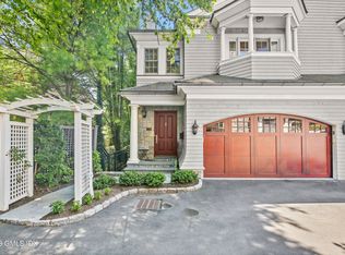 100 Elm St #1, Greenwich, CT 06830